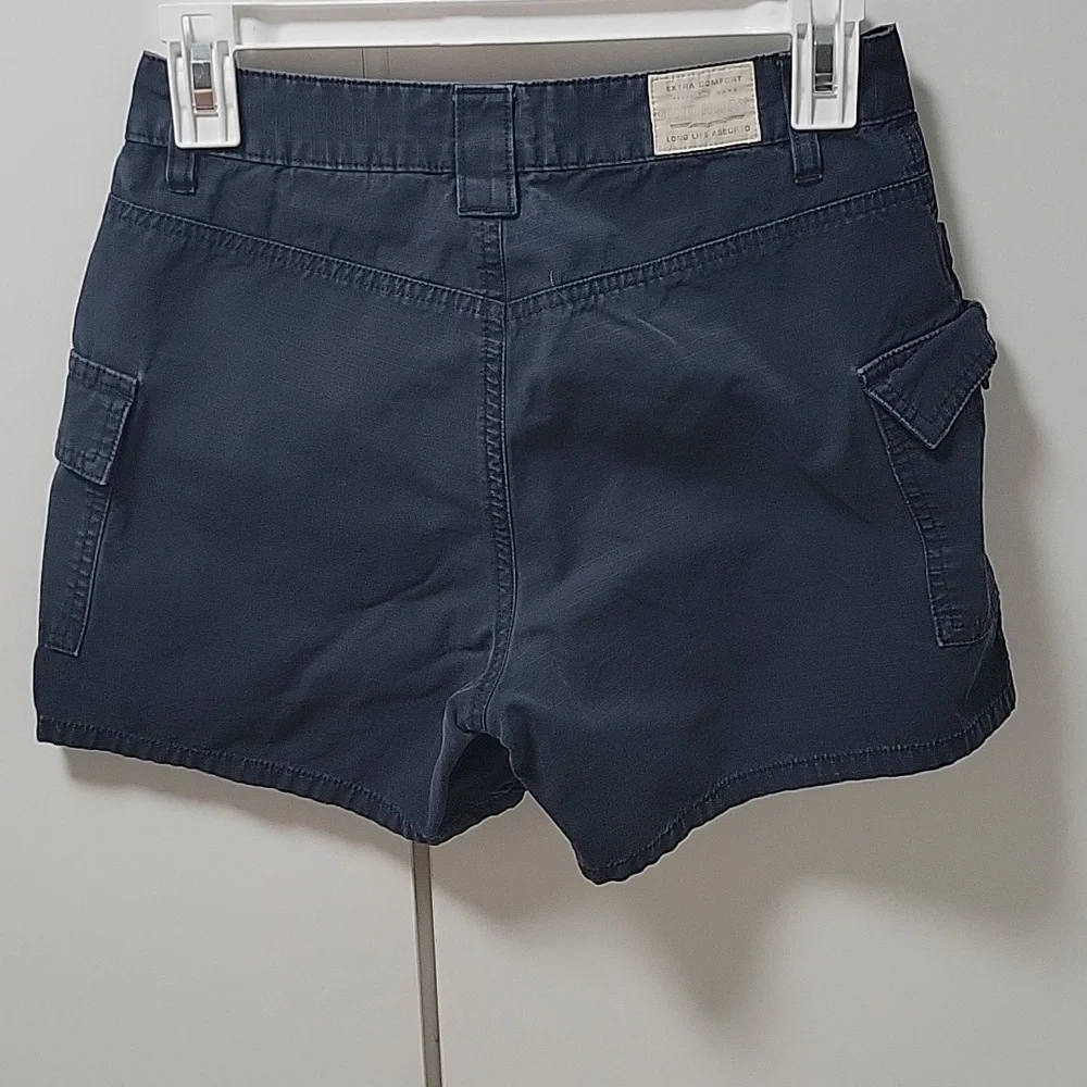 Shorts - Picture 3 of 4